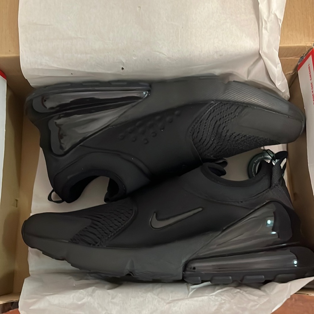 Nike Air Max 270 Extreme (GS) size 6.5y